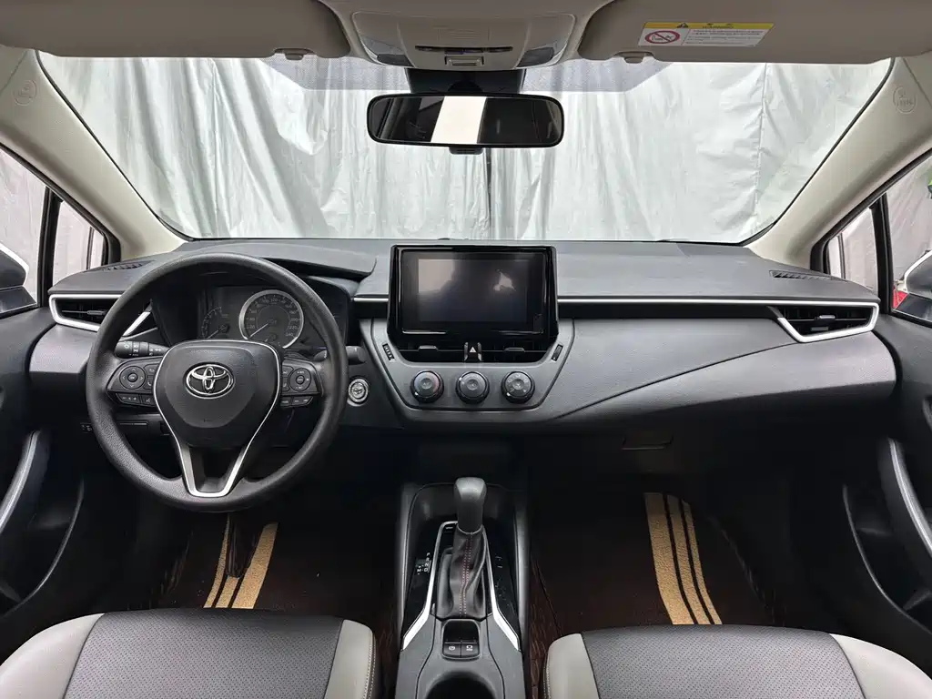 Toyota Corolla — миниатюра 5