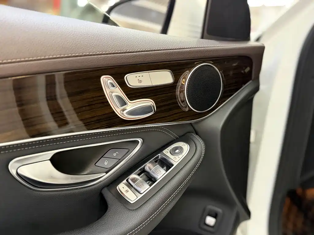 Mercedes-Benz GLC — миниатюра 7