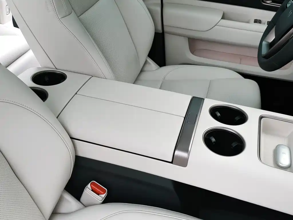 Li Auto Li MEGA — миниатюра 29