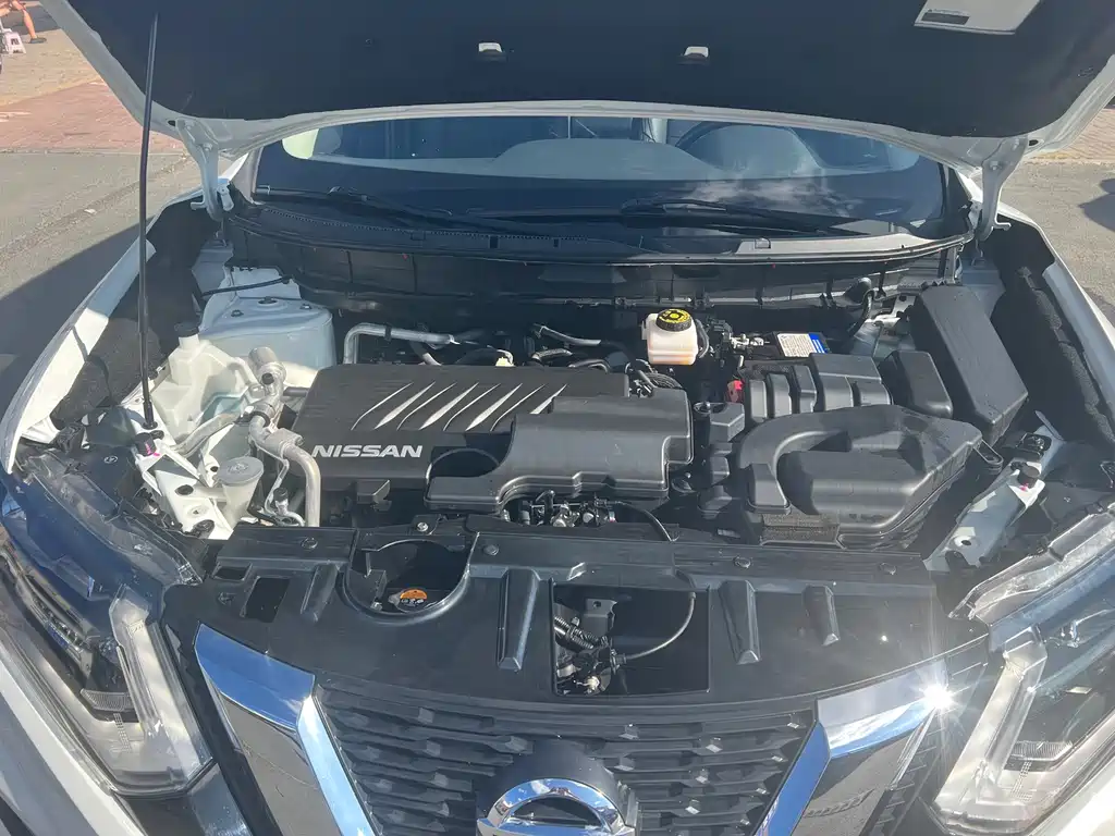Nissan X-Trail — миниатюра 8