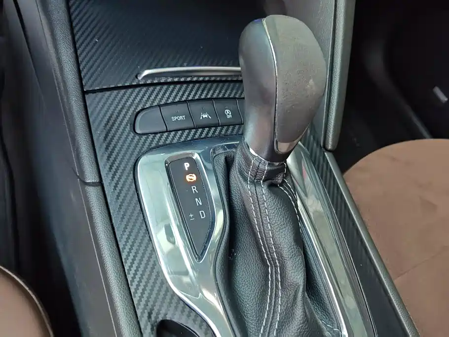 Buick Regal — миниатюра 16