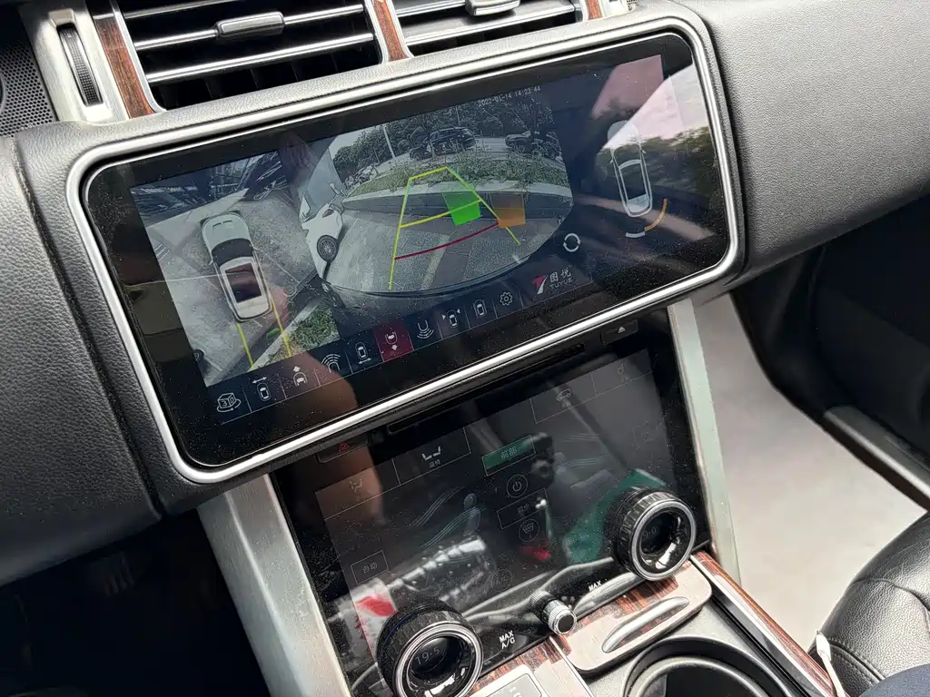 Land Rover Range Rover 2015 3.0 TDV6 Vogue
