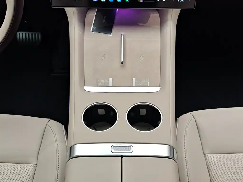 XIAOMI CAR XIAOMI YU7