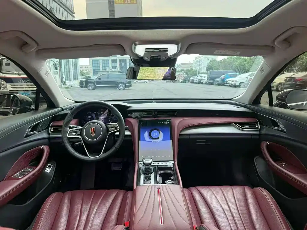 Hongqi Hongqi H5 — миниатюра 6