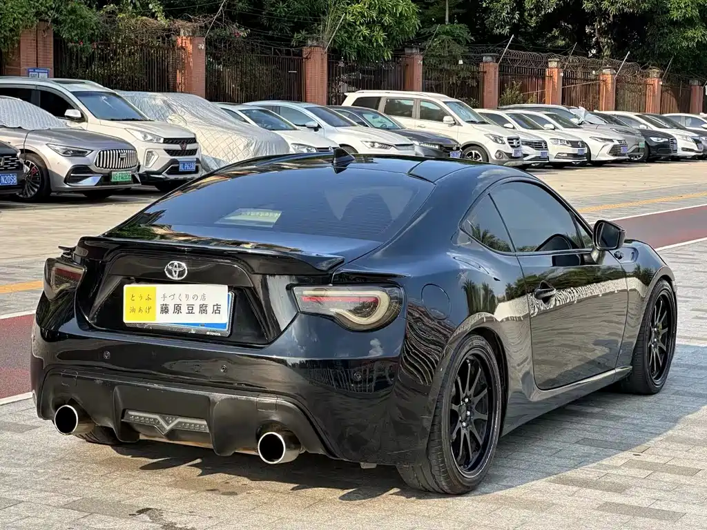 Toyota 86 — миниатюра 9