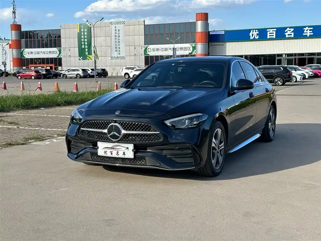 Mercedes-Benz C-Class 2021
