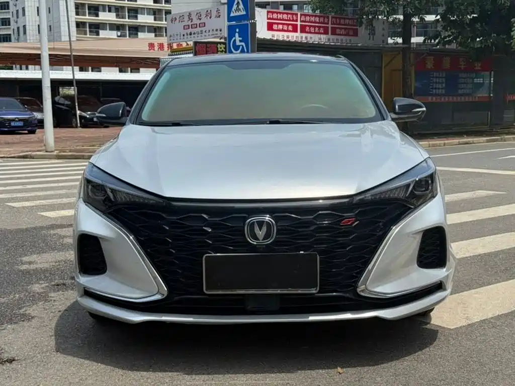 Changan Eado — миниатюра 2