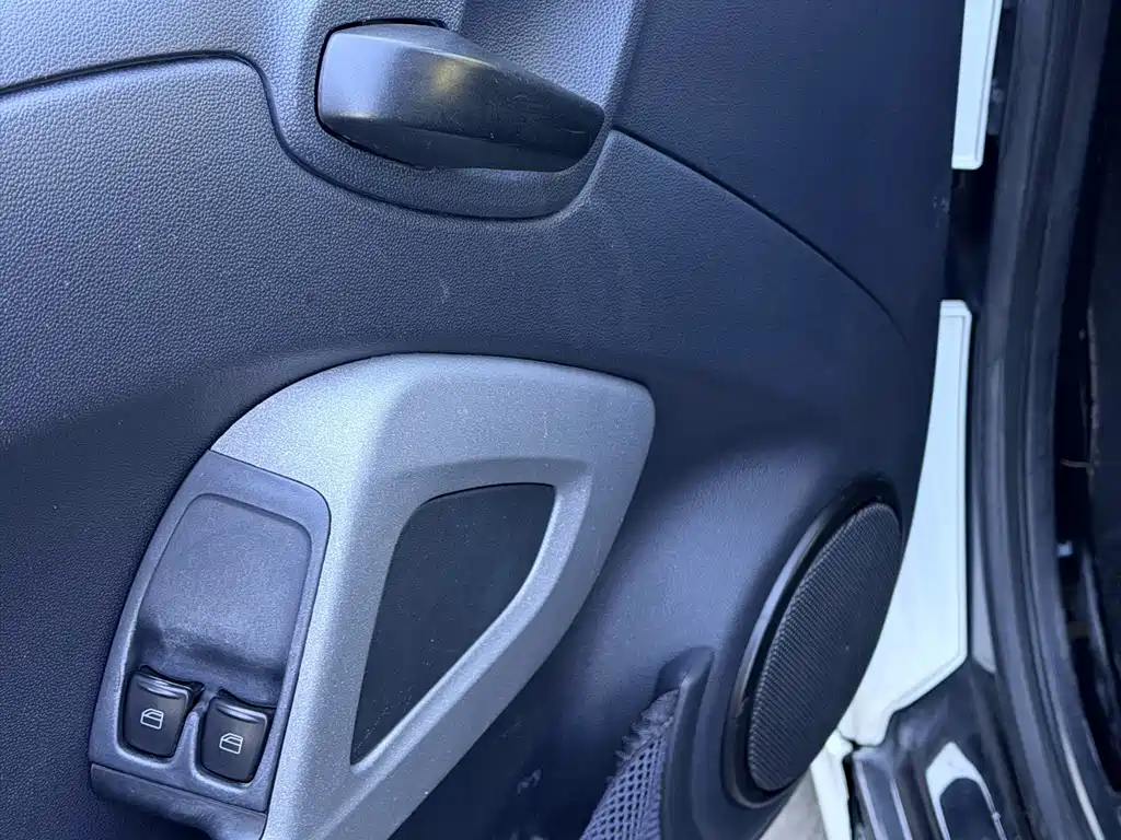 smart Smart Fortwo — миниатюра 16