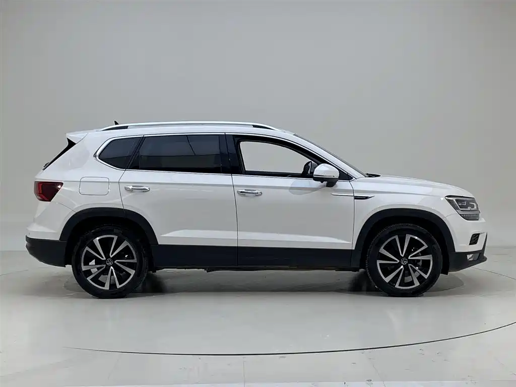 Volkswagen Tharu 2022 280TSI Luxury