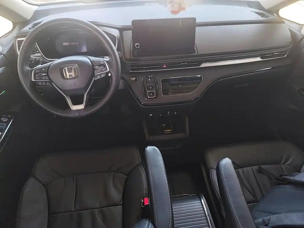 Honda Elysion — миниатюра 10
