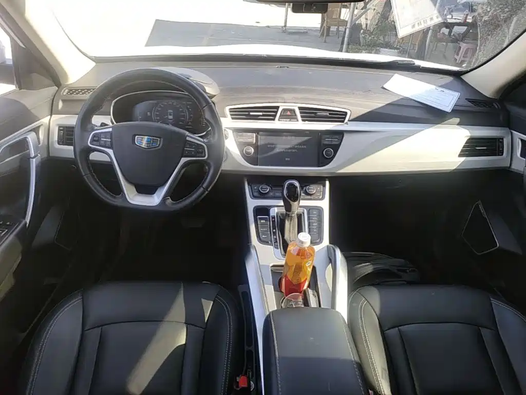 Geely Boyue — миниатюра 10