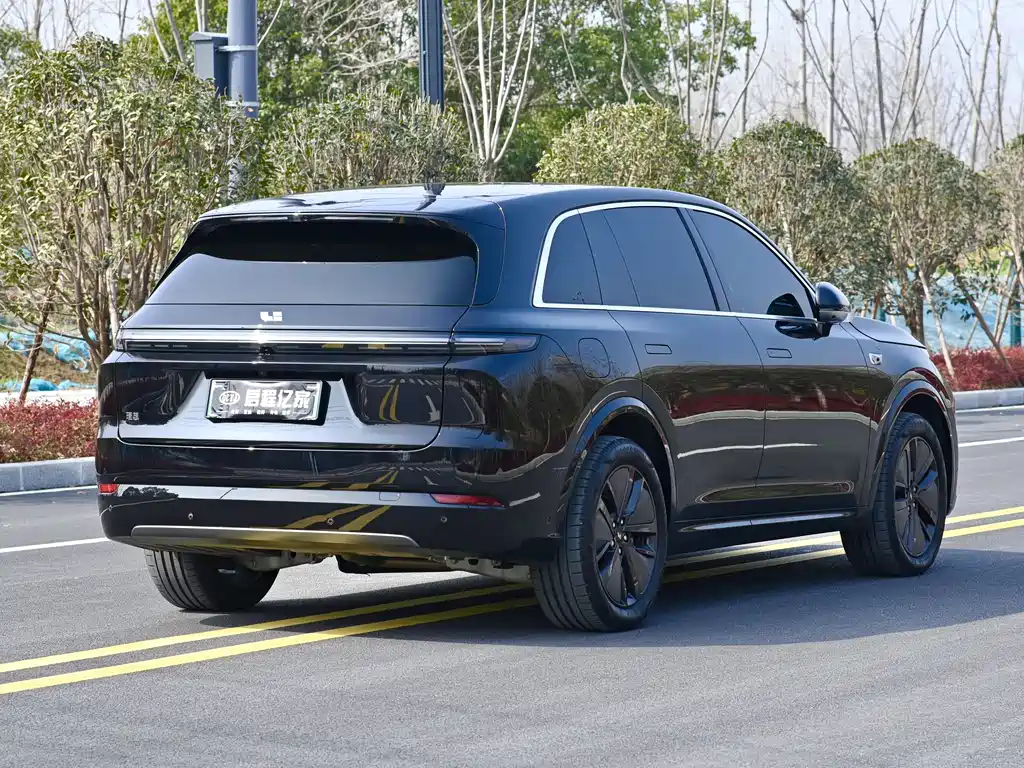 Li Auto IDEAL L7