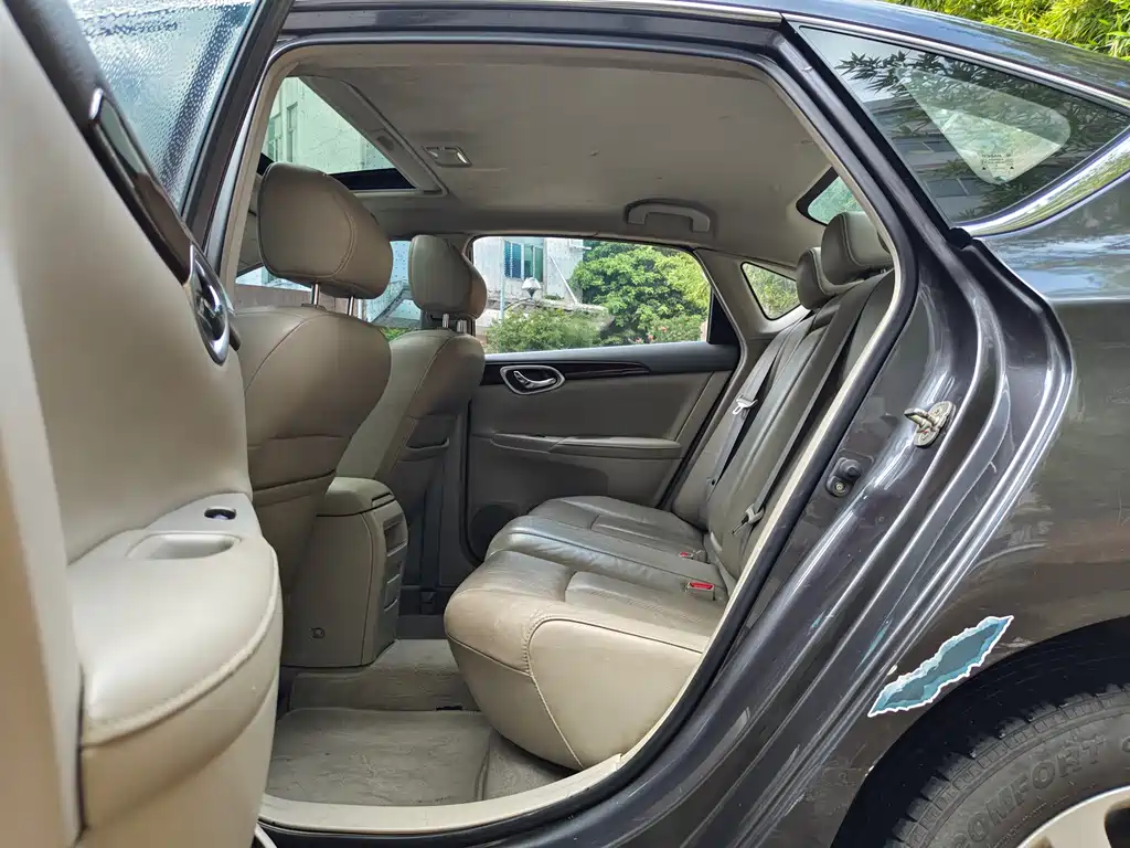 Nissan Sylphy 2012 1.6XL CVT Luxury