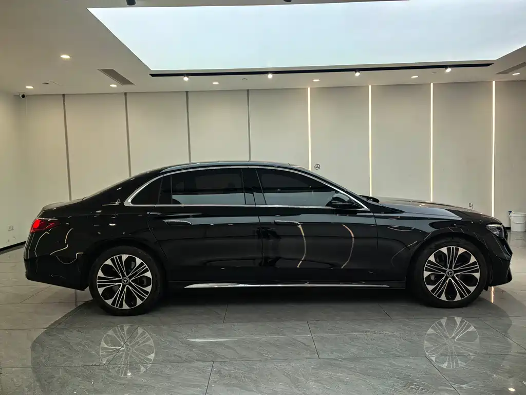 Mercedes-Benz E-Class E 2024 E 350 e L