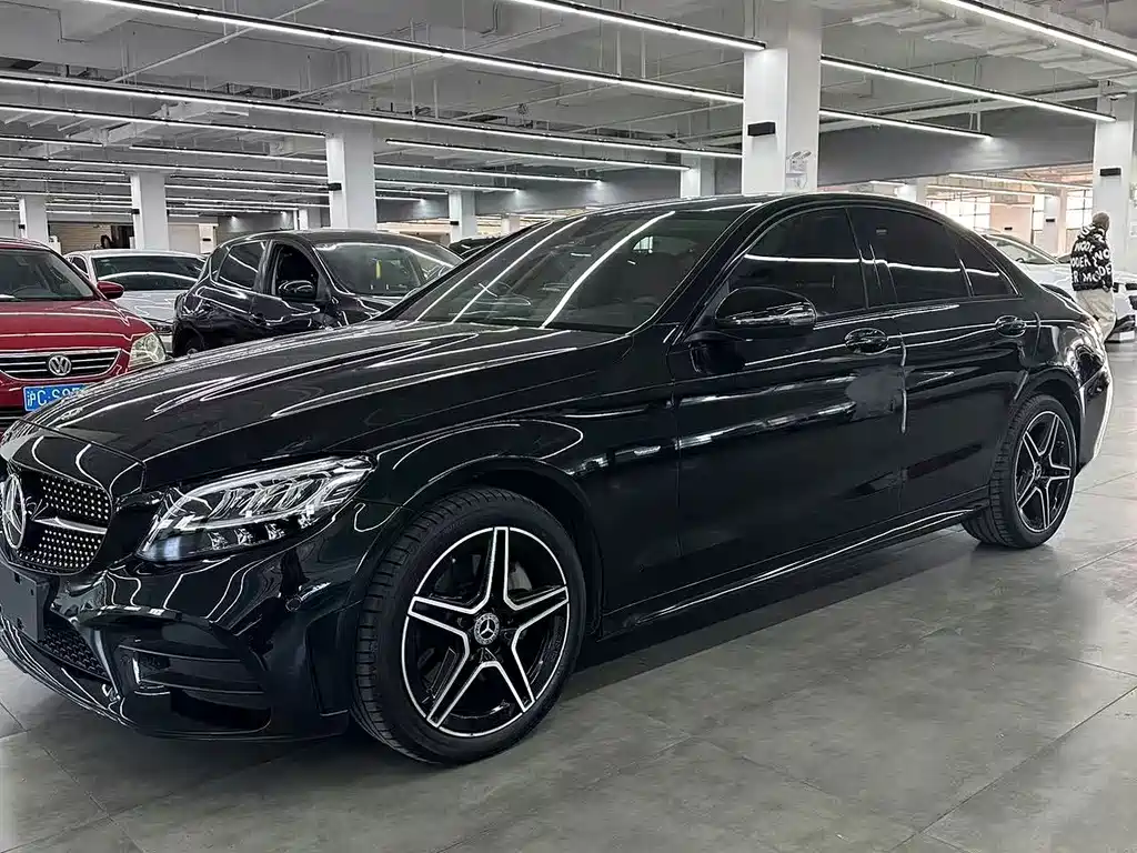 Mercedes-Benz C-Class — миниатюра 3
