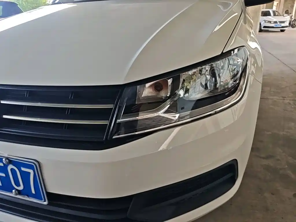 Volkswagen Santana — миниатюра 24