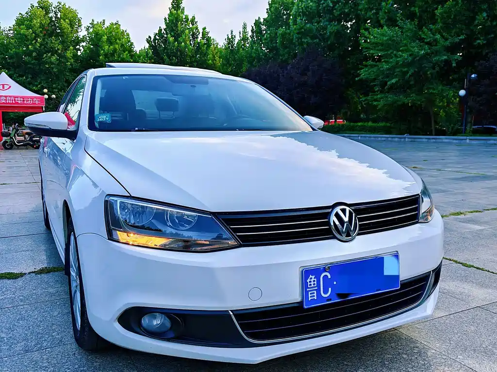Volkswagen Sagitar — миниатюра 3