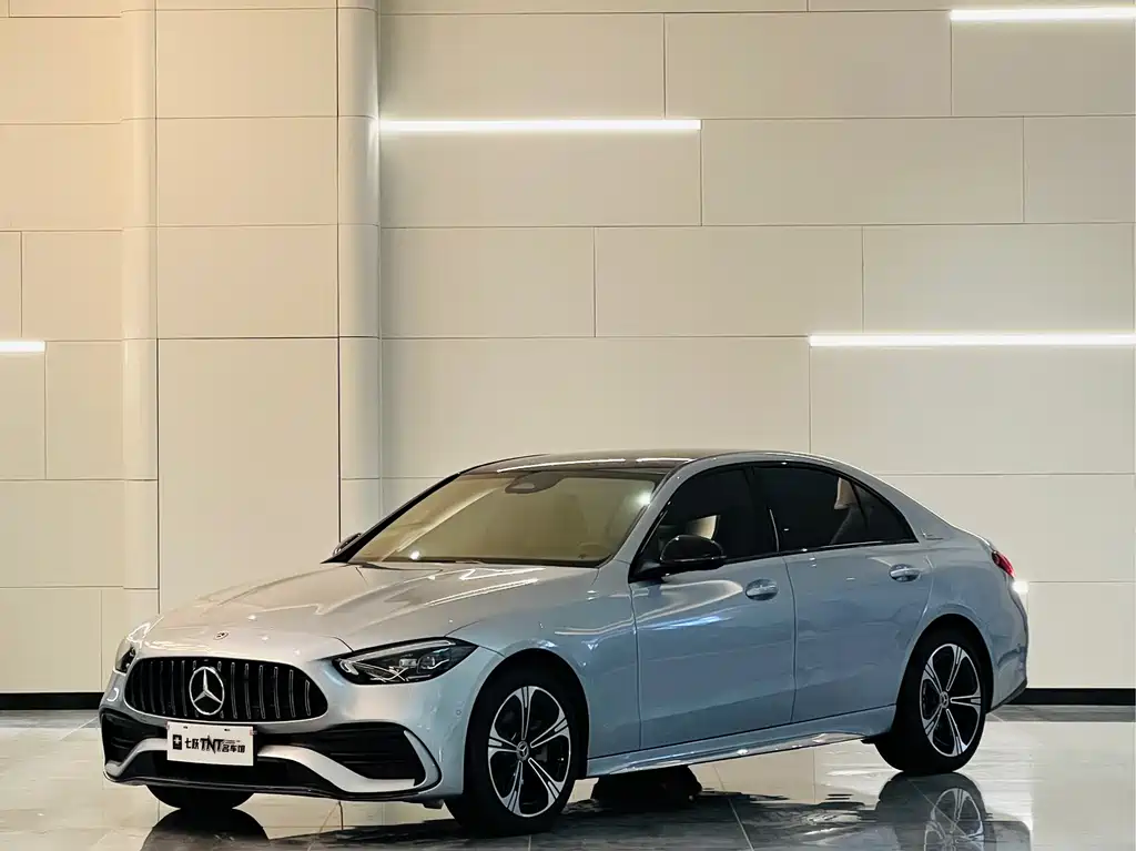 Mercedes-Benz C-Class 2022