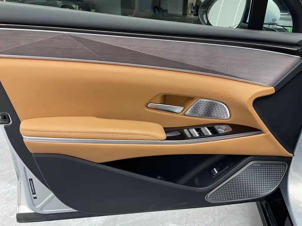 BYD Han L 2025 EV Flagship