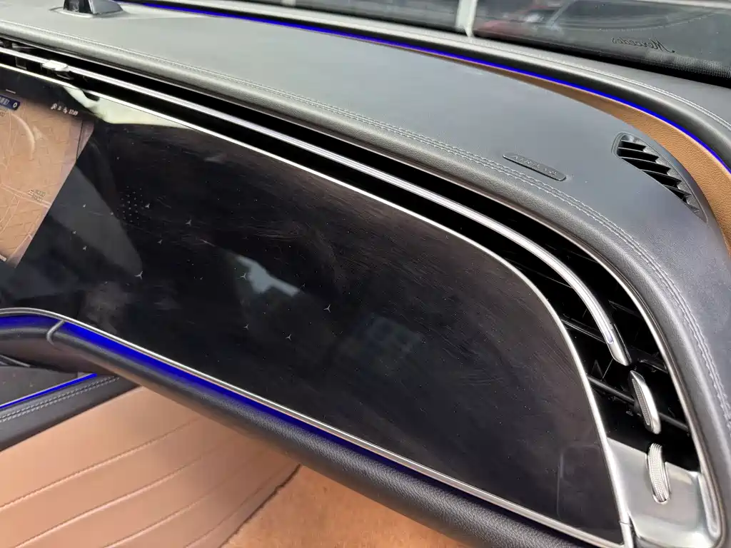 Mercedes-Benz E-Class — миниатюра 46