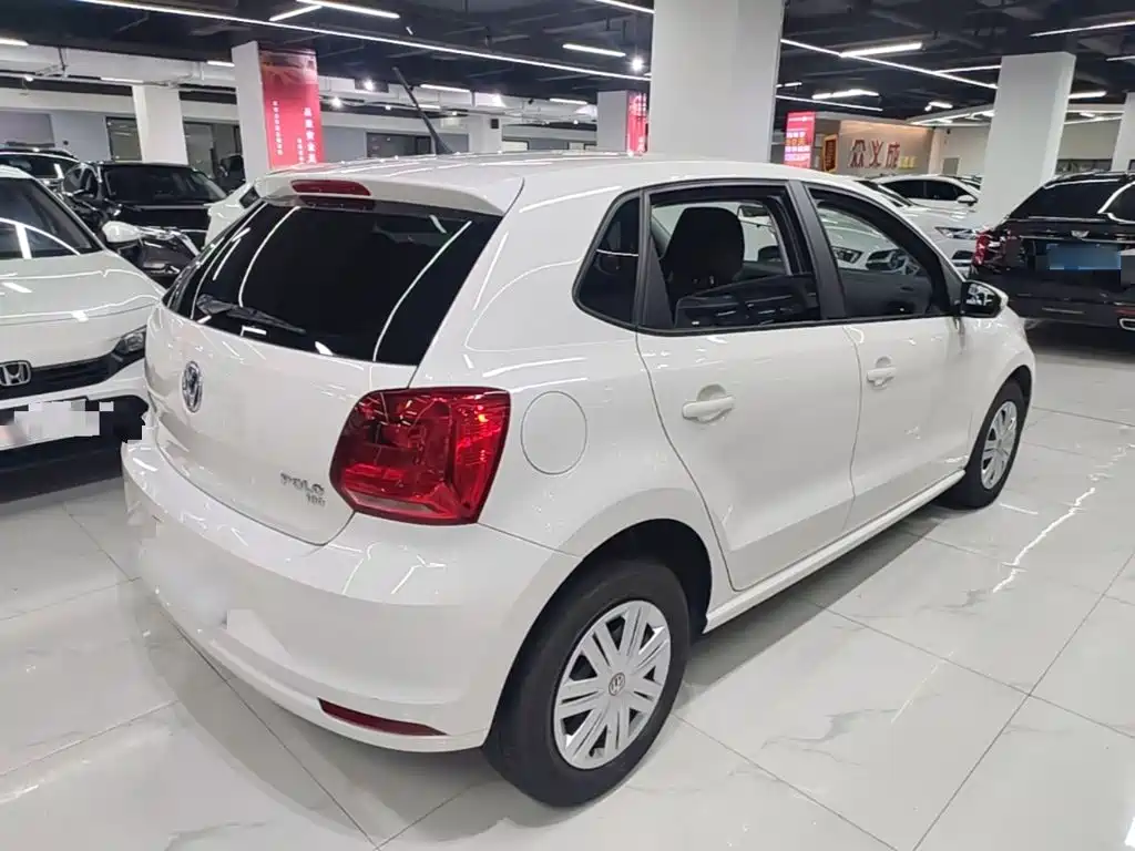 Volkswagen Polo — миниатюра 7