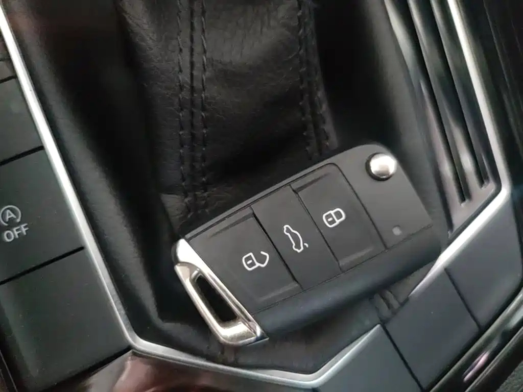 Volkswagen Tayron 2019 330TSI Luxury VI