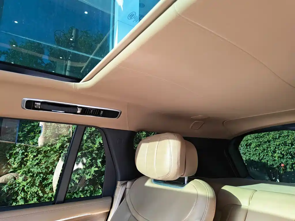 Land Rover Range Rover — миниатюра 11