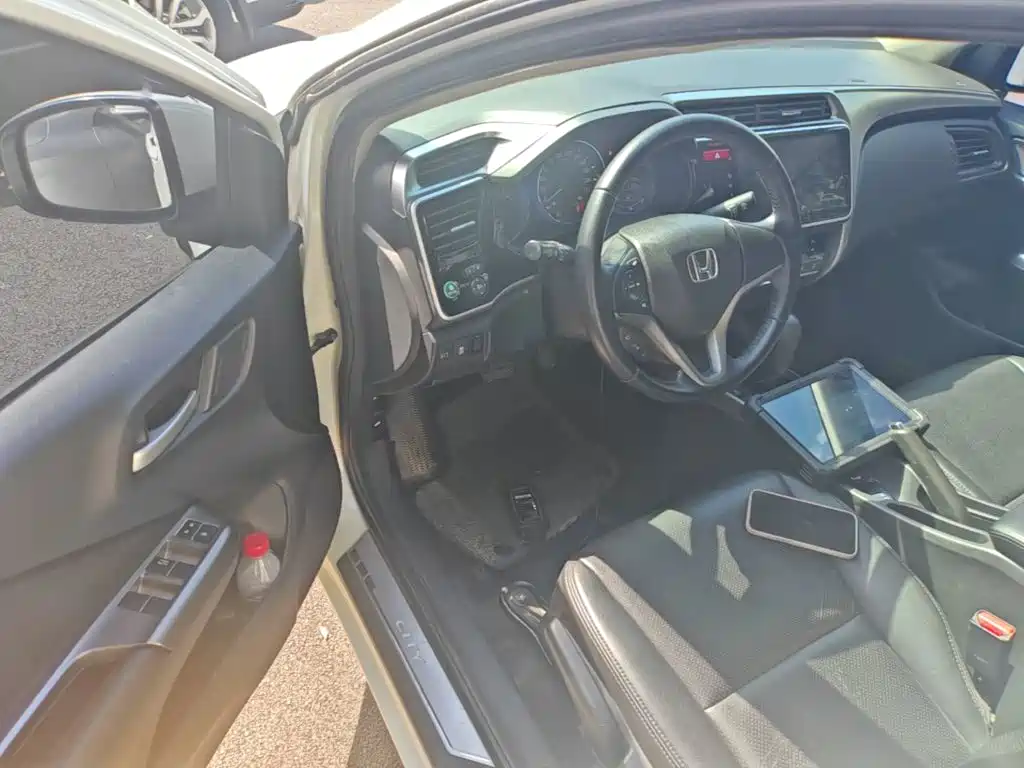 Honda City — миниатюра 16