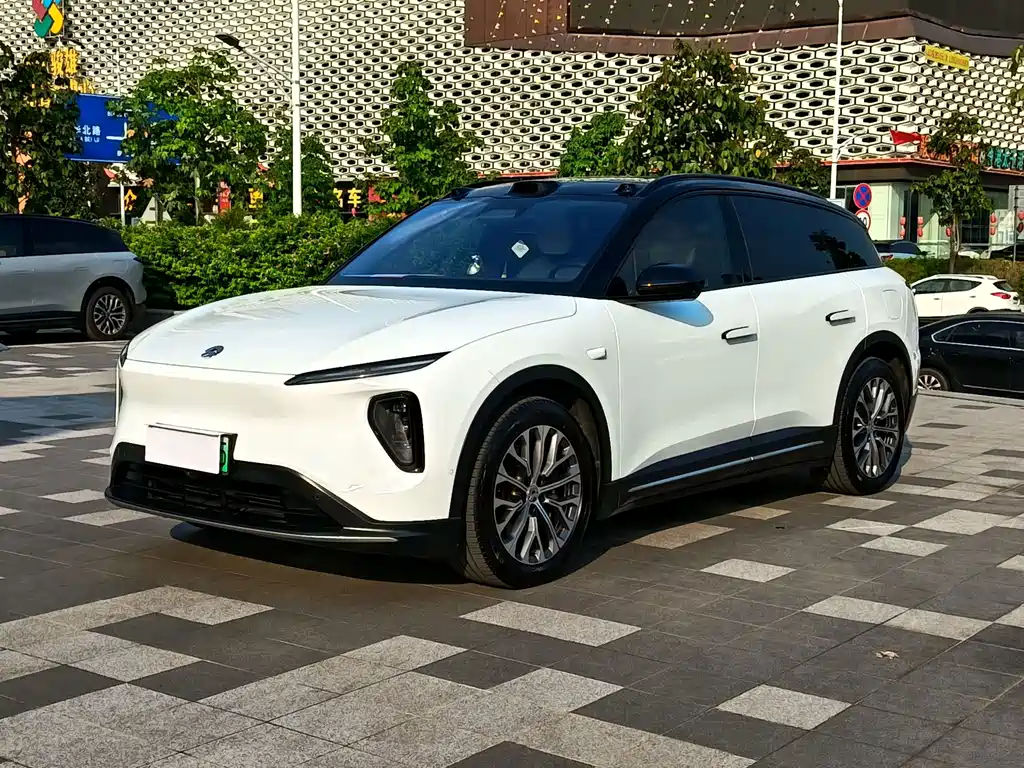 NIO ES6