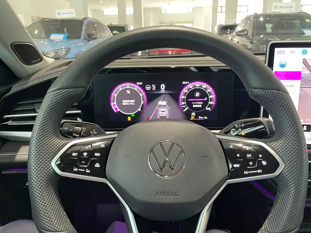 Volkswagen Passat 2025 Pro 380TSI
