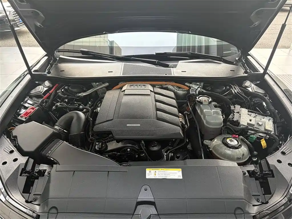 Audi A6L 2020 55 TFSI e quattro