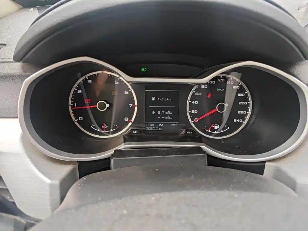 Geely Boyue — миниатюра 4