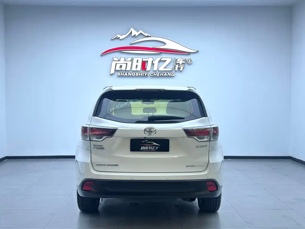 Toyota Highlander 2017 2.0T Luxury 7 мест