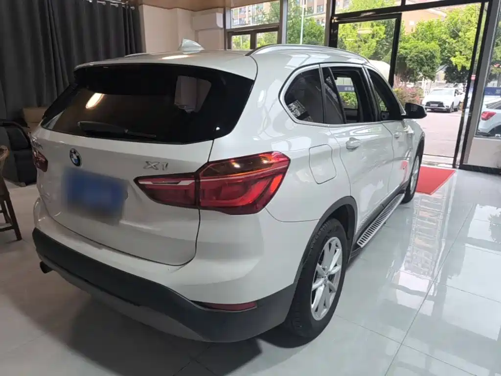 BMW X1 — миниатюра 7