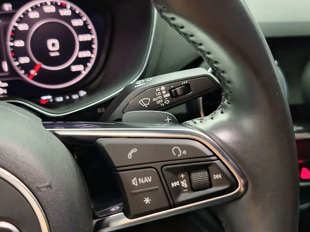 Audi TT — миниатюра 18