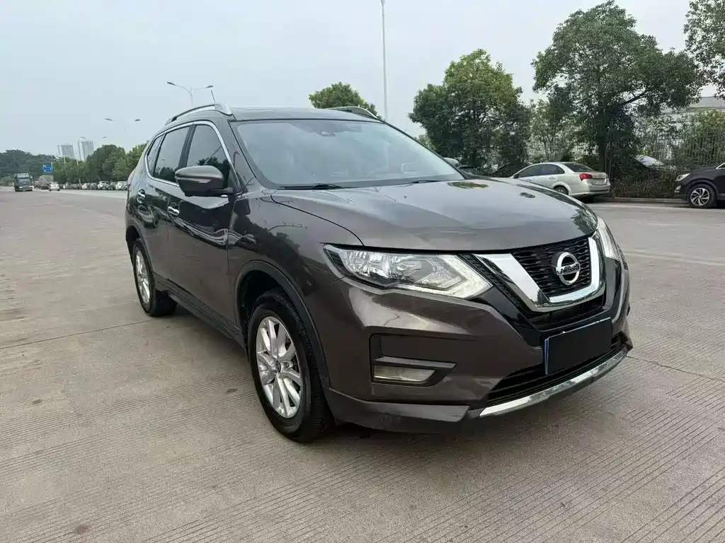 NISSAN QIJUN