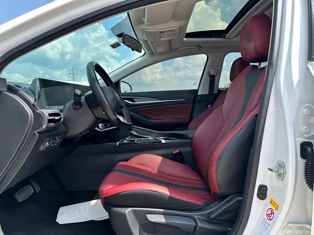 Changan Eado — миниатюра 9