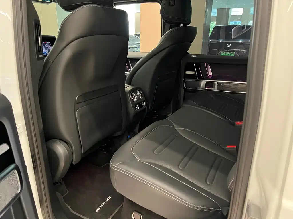 Mercedes-Benz G-Class — миниатюра 19