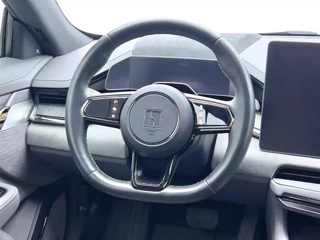 ZEEKR EXTREME KRYPTON 001