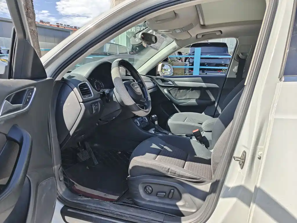 Audi Q3 — миниатюра 4