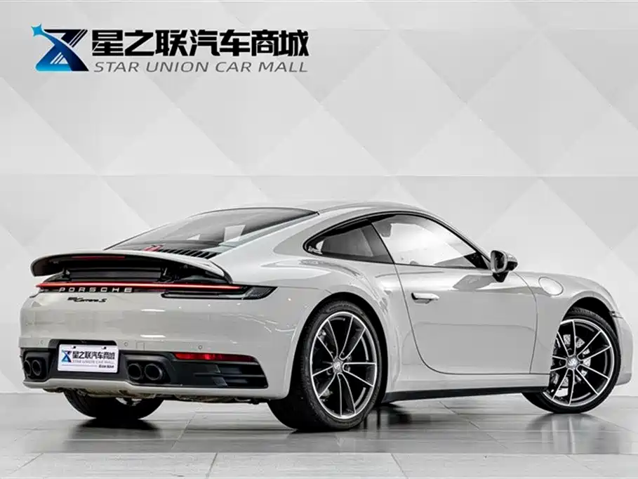 Porsche 911 2022 Carrera 3.0T