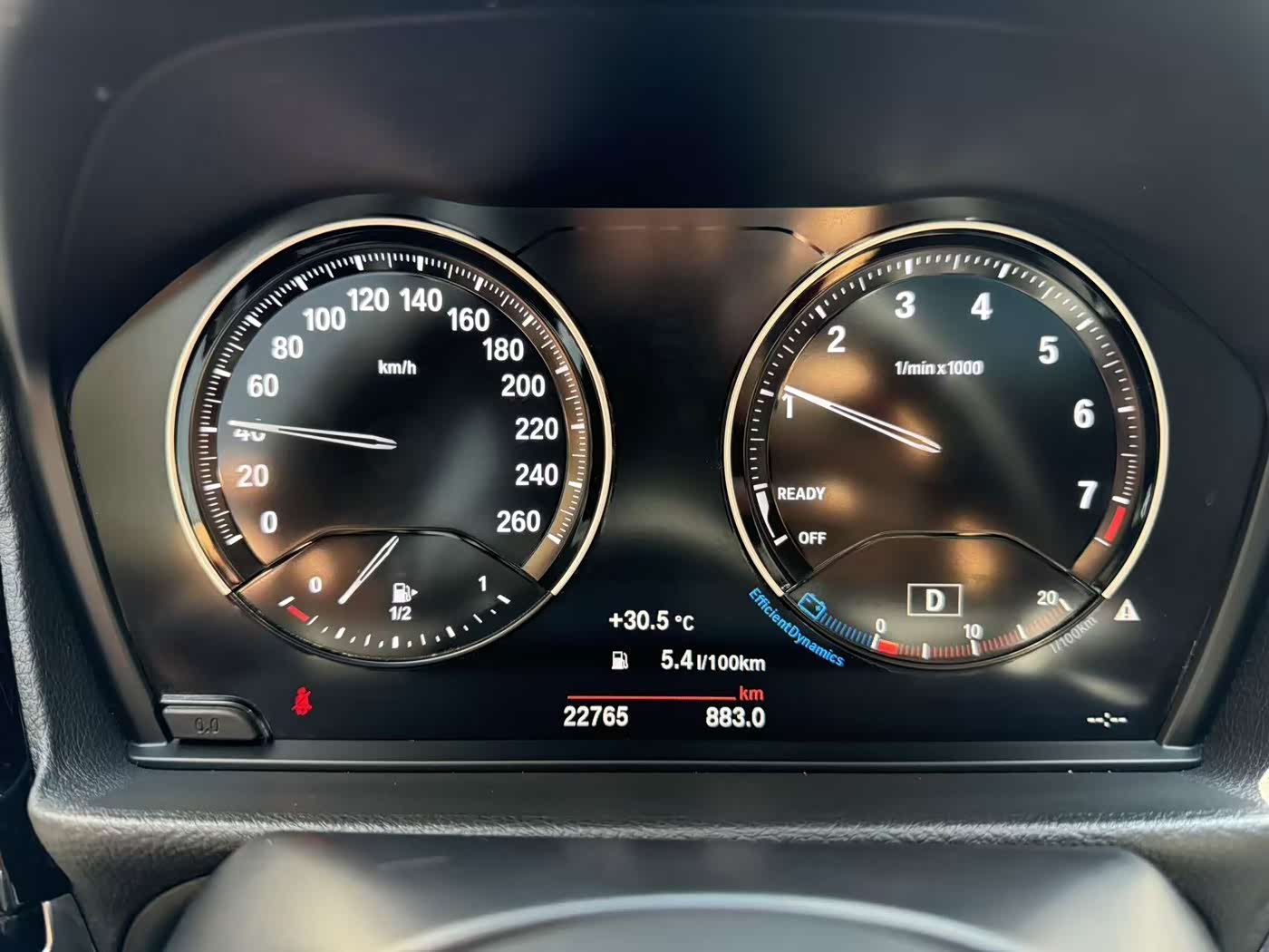 BMW 1 Series 1.5 л 2022 г. Белый, пробег 22000 км