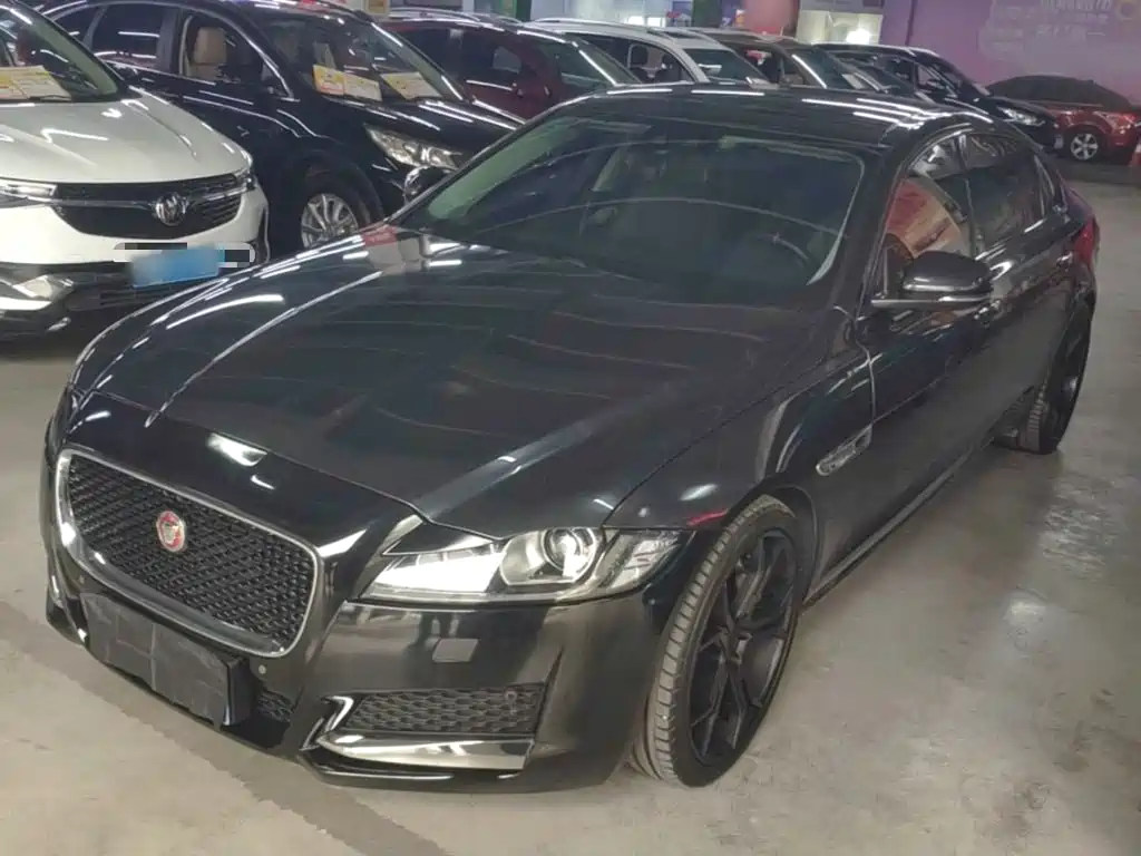 Jaguar XFL