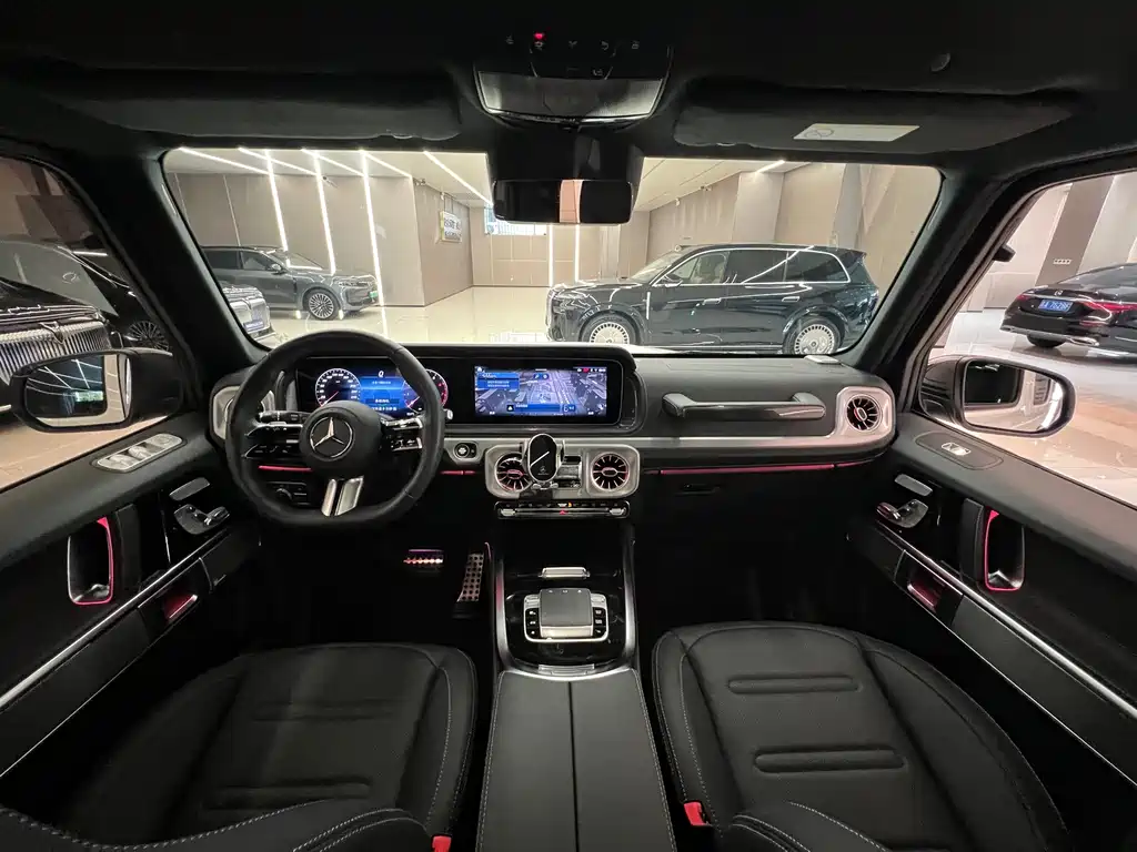 Mercedes-Benz G-Class — миниатюра 16