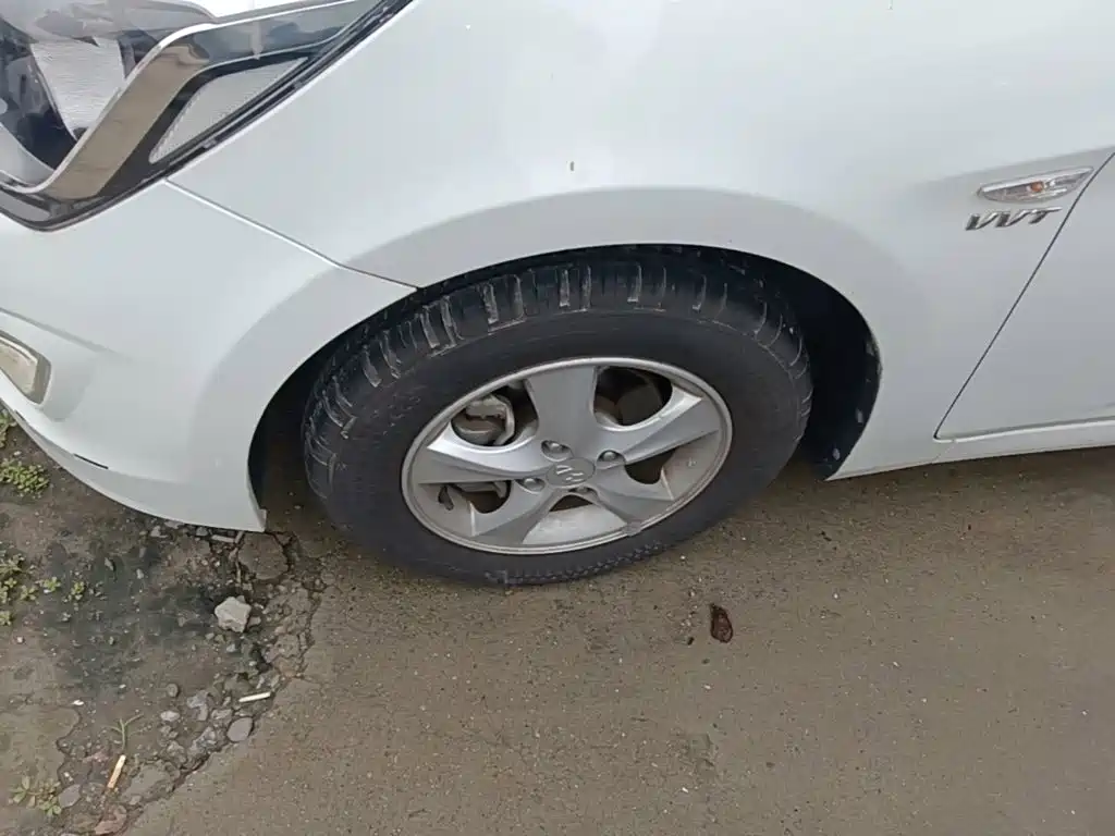 Hyundai Verna — миниатюра 23