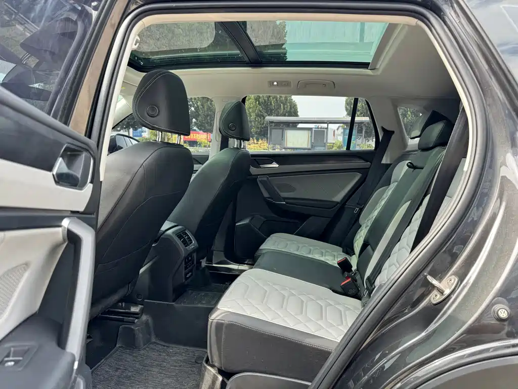 Volkswagen Tayron — миниатюра 8