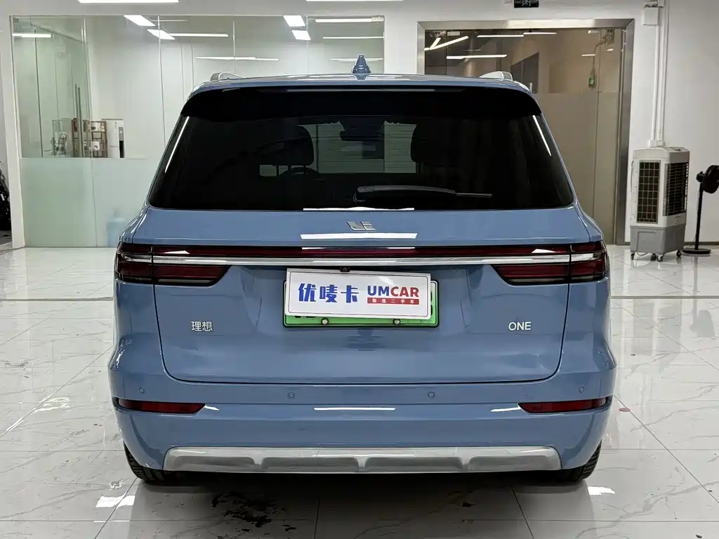 Li Auto ONE 2021 6 мест