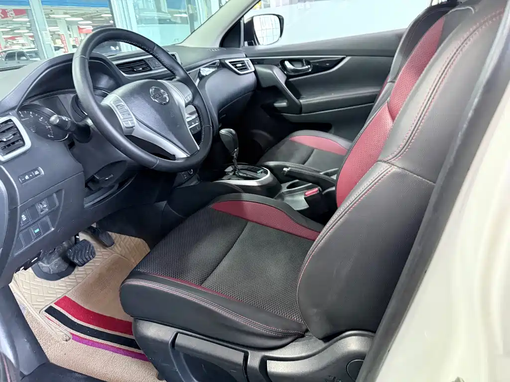 Nissan Qashqai — миниатюра 8