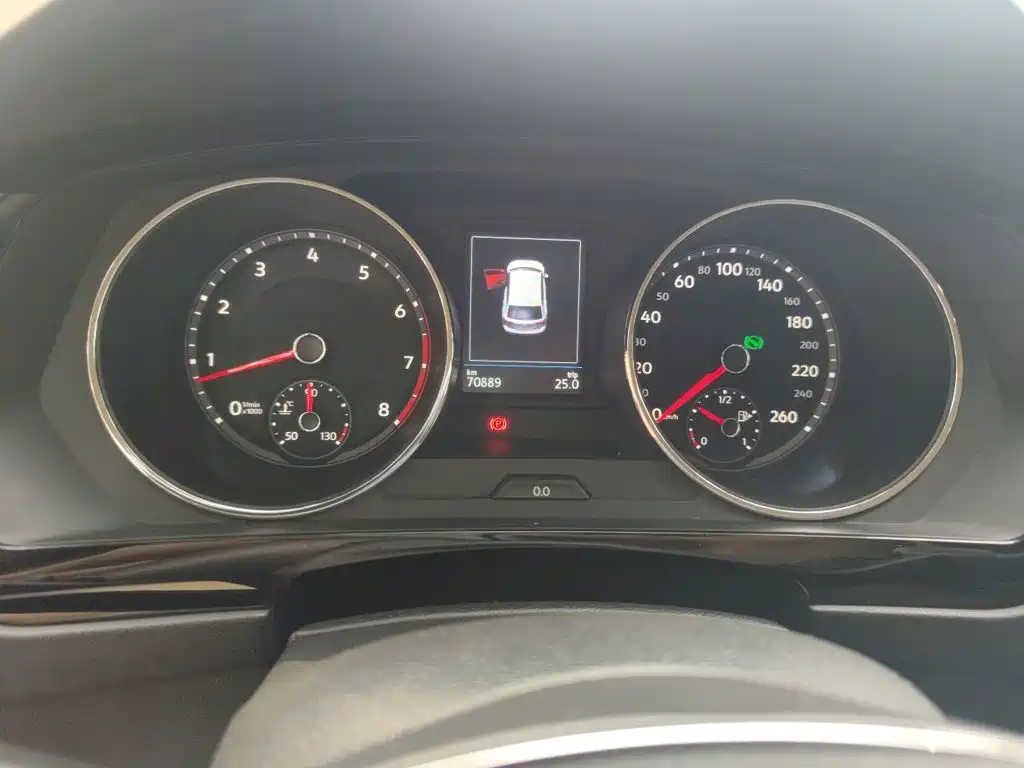 Volkswagen Tiguan L — миниатюра 8
