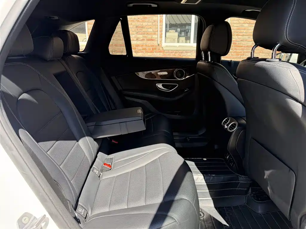 Mercedes-Benz GLC — миниатюра 14